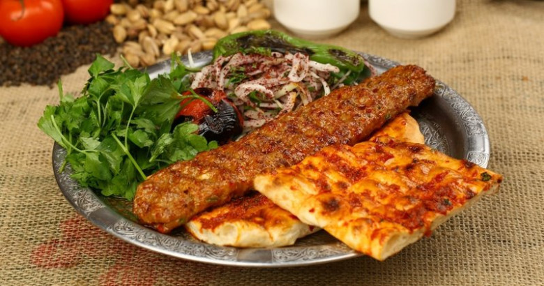 Adana kebap