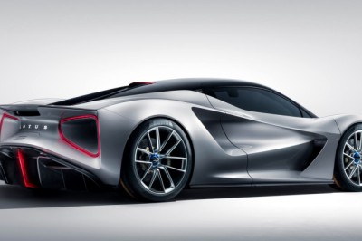 Dikkat Etmeniz Gereken 4 Yüksek Performanslı Elektrikli Araba