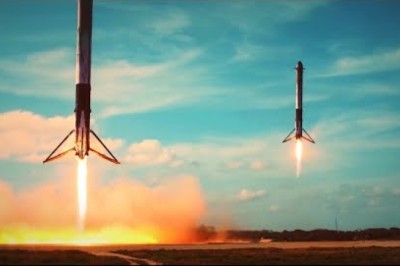 SpaceX Falcon Heavy roketi başarıyla fırlatıldı