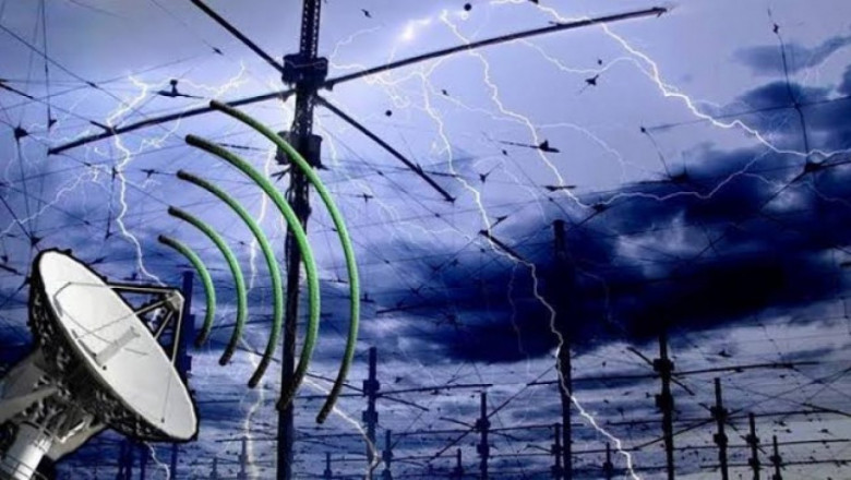 HAARP: Atmosfer Araştırması ve Komünikasyon Sistemleri İçin Önemli Bir Aracın Tanımı