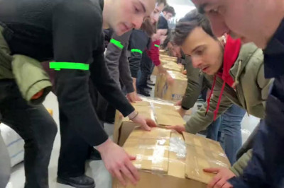 Yenikapı Yardım Merkezi: Dayanışma Ruhu İle Hareket Eden Yardım