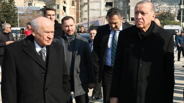 Cumhurbaşkanı Erdoğan ve MHP Lideri Bahçeli Deprem Bölgesinde İncelemelerde Bulundu