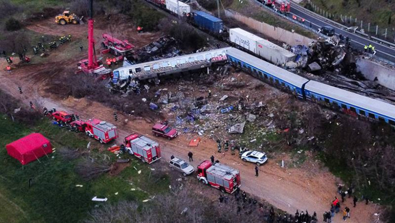 Yunanistan'da Tren Kazası: 40 Ölü ve 130 Yaralı
