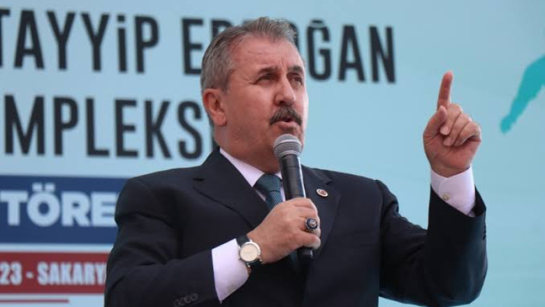 Mustafa Destici: "Kız Çocukları İçin Ayrı Okul ve Kadın Hastanesi Taleplerini Savundu