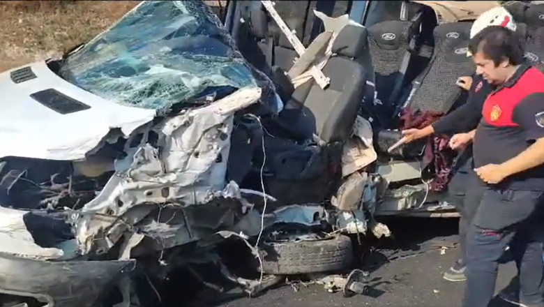 Gaziantep-Şanlıurfa Otobanında Katliam Gibi Kaza: 5 Ölü, 10 Yaralı