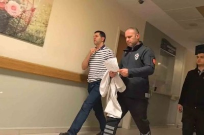 Bursa Devlet Hastanesi'nde Doktorlar Arasında Otopark Kavgası: Bir Doktorun Burnunda Kırık, Diğeri Serbest Bırakıldı